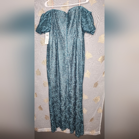 AIDAN MATTOX Long Plunge Neck Off Shoulder Evening Gown - Picture 5 of 16